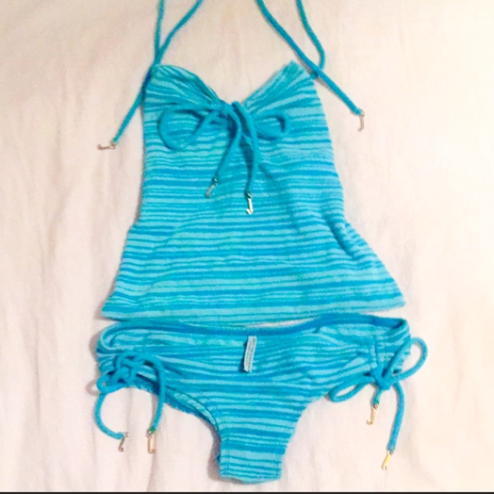 Juicy Couture tankini 👙